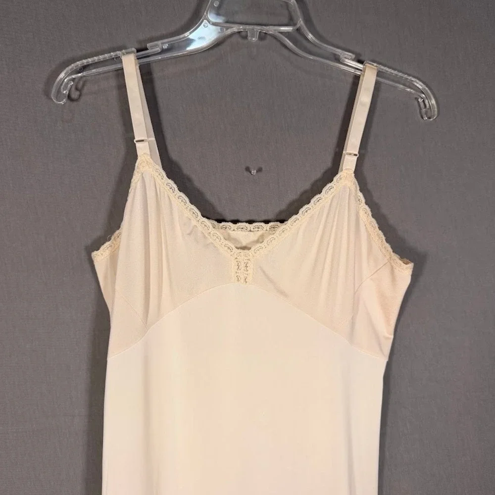 Shadowline Vintage Beige Lace Trim Slip Dress Sz 38 L Tall Nightie Babydoll Y2K - Picture 11 of 11